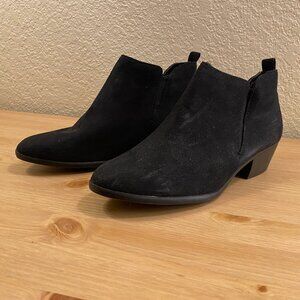 American Eagle black ankle boot size 9.5W